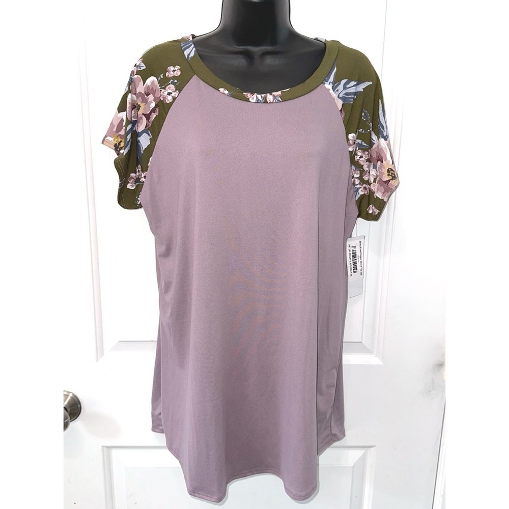 Acting Pro Aimee floral raglan sleeve top